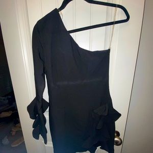 Black cocktail dress. Size S.